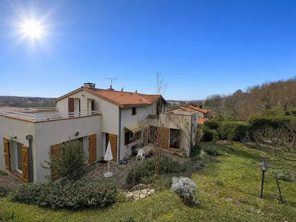 Maison 6 pièces 176 m² 