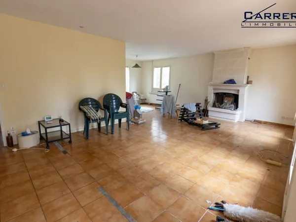 Maison de plain-pied 5 pièces 137 m² 