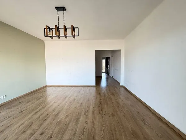 Appartement 3 pièces 77 m²