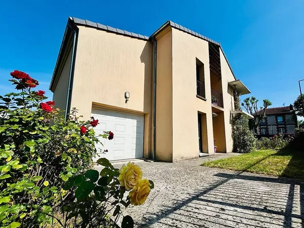 Maison 5 pièces 140 m² 