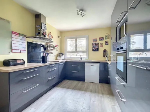 Maison 4 pièces 121 m² 