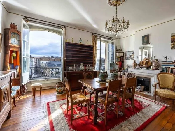 Appartement 3 pièces 82 m² 