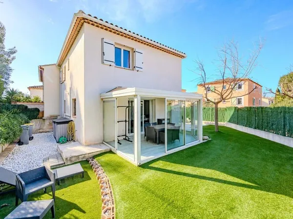 Maison 5 pièces 98 m² 