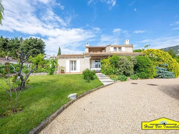 Maison 6 pièces 150 m² 