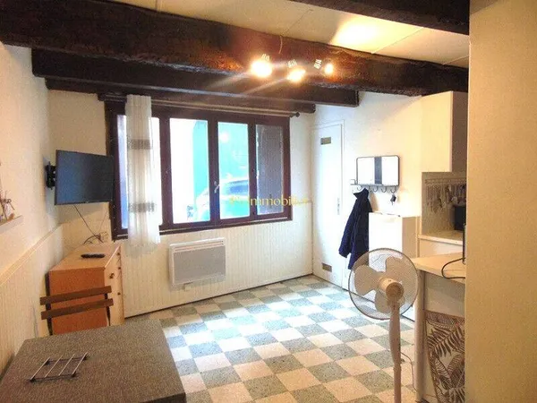 Studio 1 pièce 26 m²