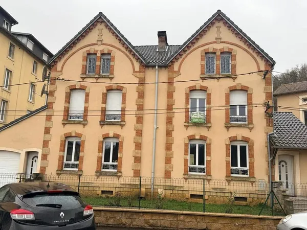 Maison 12 pièces 270 m² 