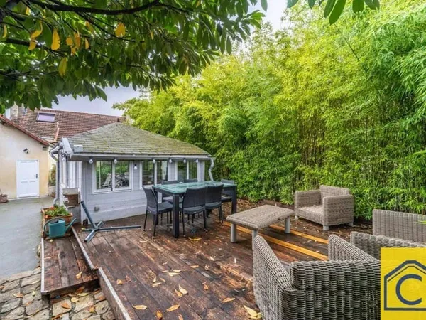 Maison 5 pièces 176 m² 