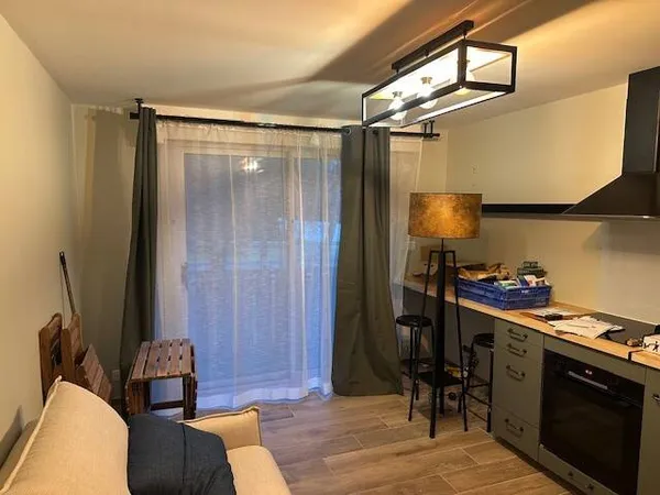 Studio 1 pièce 20 m² 