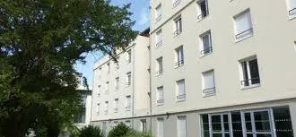 Studio 1 pièce 17 m² 