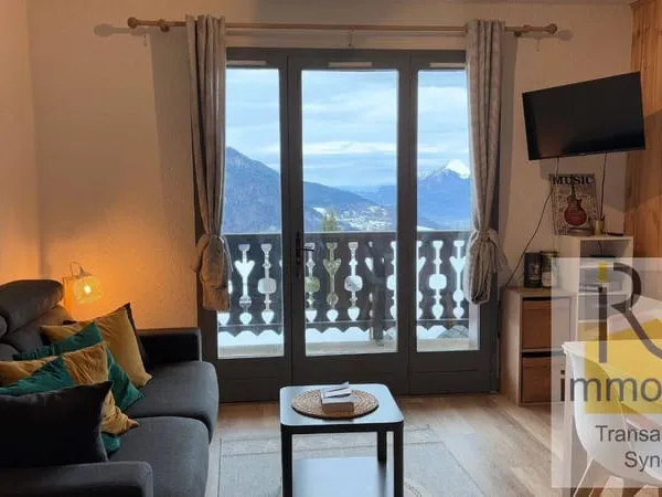 Studio 1 pièce 25 m² 