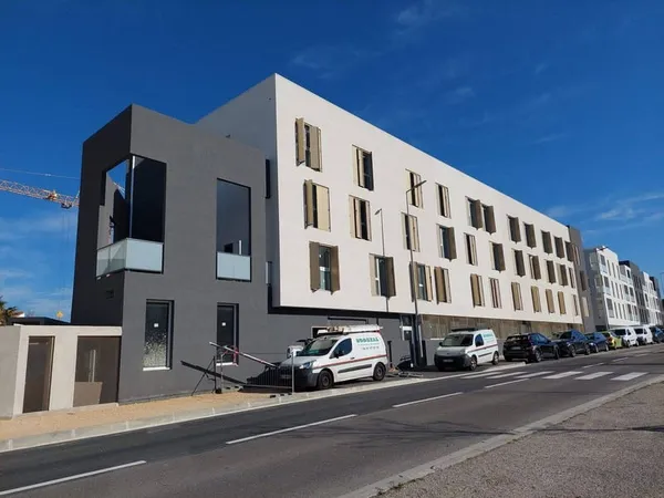 Parking 13 m²
