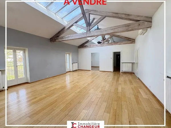 Appartement 5 pièces 164 m² 