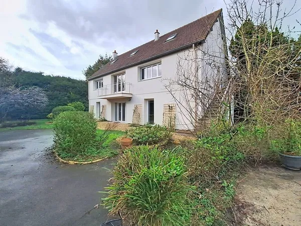 Maison 9 pièces 217 m² 