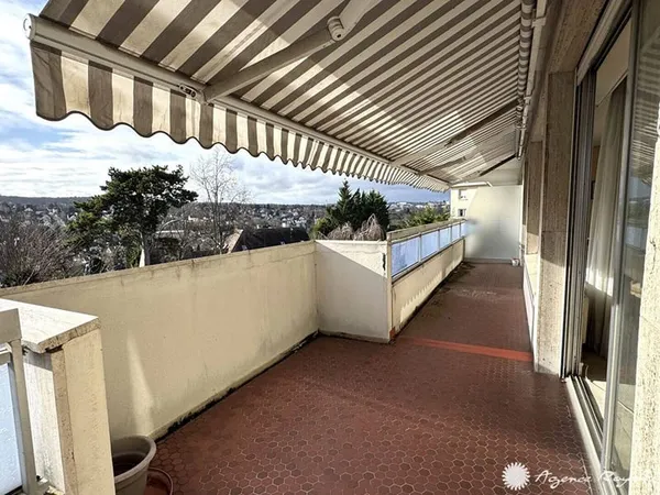 Appartement 5 pièces 141 m²