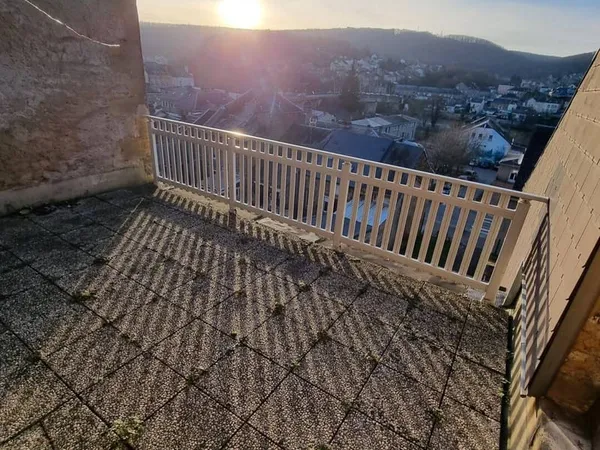 Maison 8 pièces 230 m²