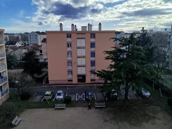 Appartement 4 pièces 73 m² 