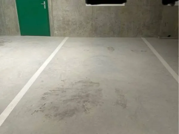 Parking 12 m²