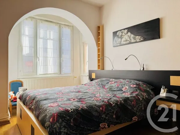 Appartement 4 pièces 77 m²
