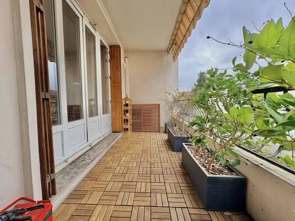 Appartement 4 pièces 80 m²