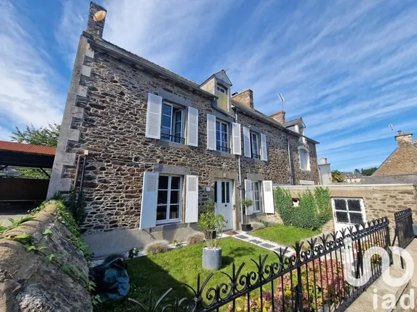 Demeure 9 pièces 205 m²