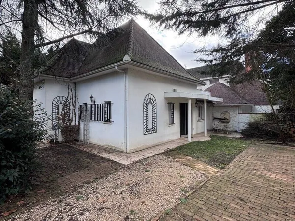 Villa 6 pièces 220 m²