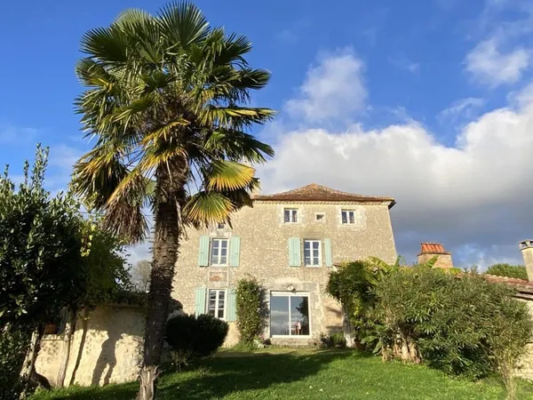 Maison 6 pièces 160 m²