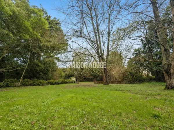 Terrain 3000 m²