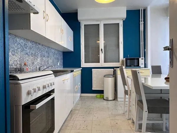 Appartement 4 pièces 82 m²