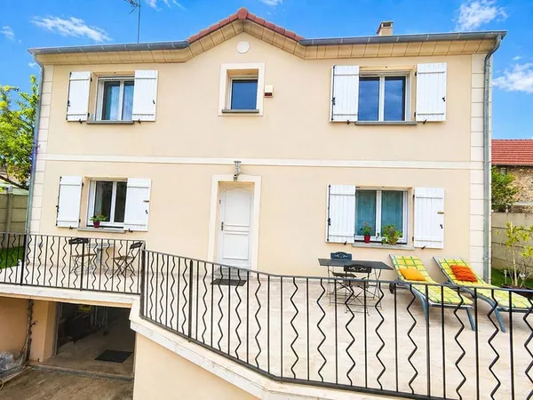 Maison 7 pièces 140 m²