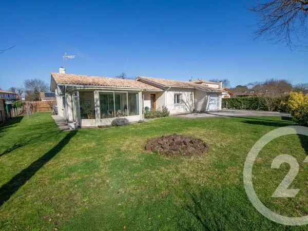 Maison de plain-pied 5 pièces 132 m²