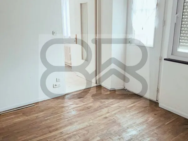Immeuble 9 pièces 205 m²