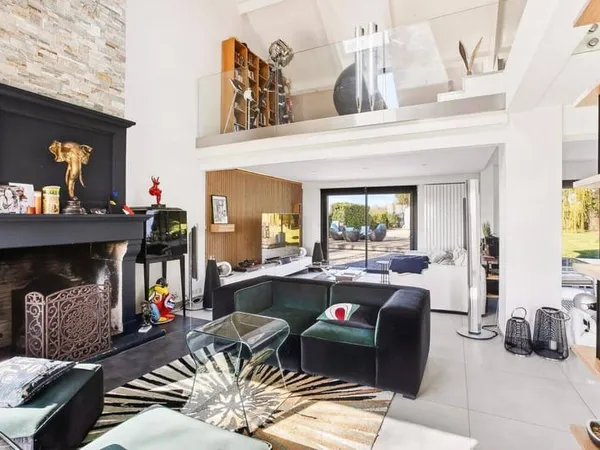 Maison 9 pièces 224 m²