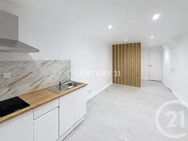 Studio 1 pièce 30 m²