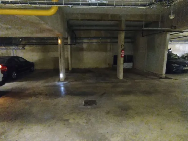 Parking 15 m²