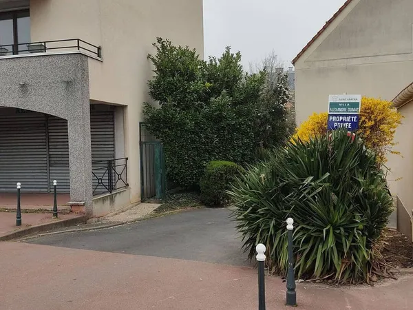 Parking 11 m²