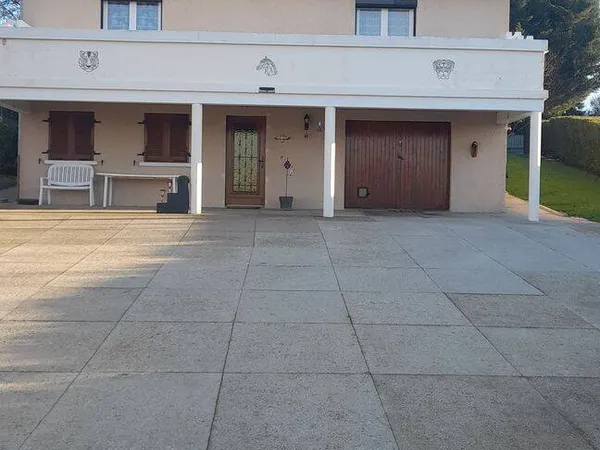 Maison 3 pièces 193 m²