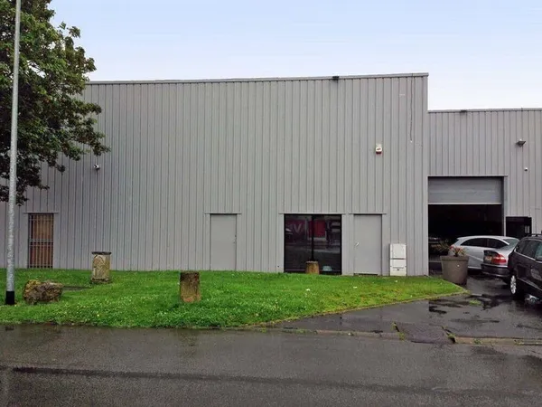 Local d'activité 1508 m²