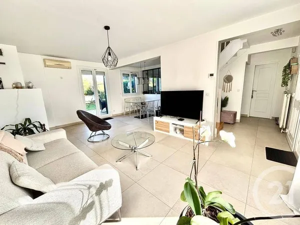 Maison 5 pièces 90 m²