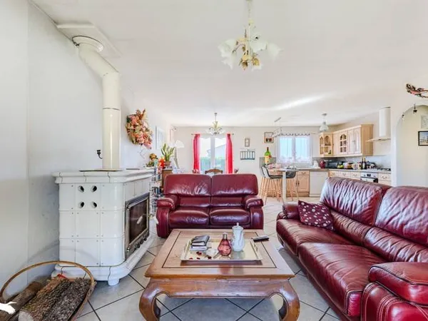 Maison de plain-pied 6 pièces 115 m²