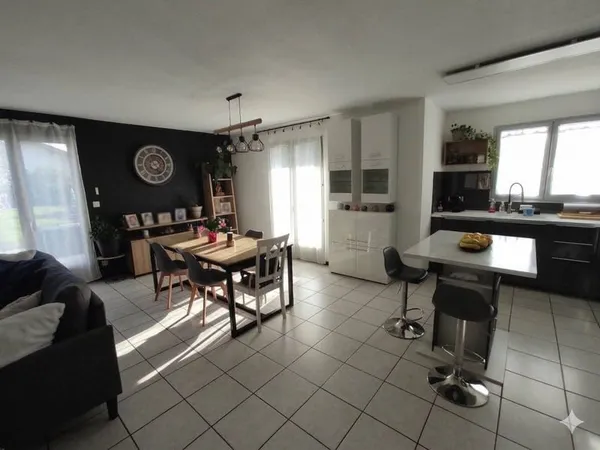 Maison 5 pièces 100 m²