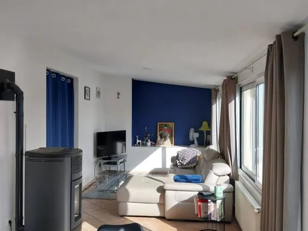 Loft 7 pièces 143 m²