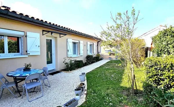 Maison de plain-pied 5 pièces 164 m²