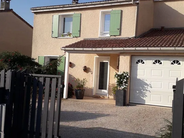 Maison 6 pièces 110 m²