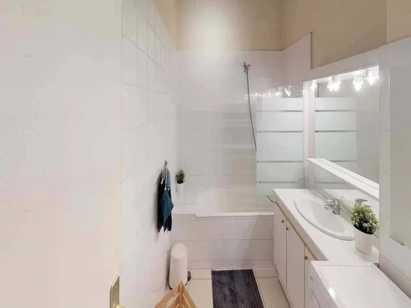 Studio 1 pièce 15 m²
