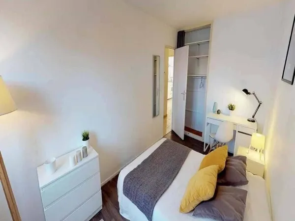 Studio 1 pièce 15 m²