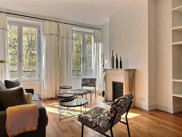 Appartement 1 pièce 50 m²