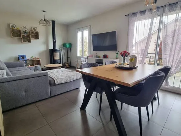 Maison Avord 4 pièce(s) 80 m2