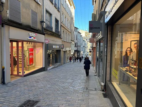 Local commercial 125 m²
