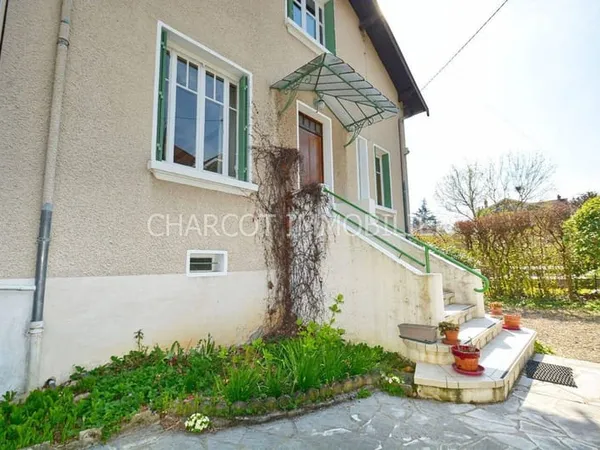 Maison 6 pièces 138 m²
