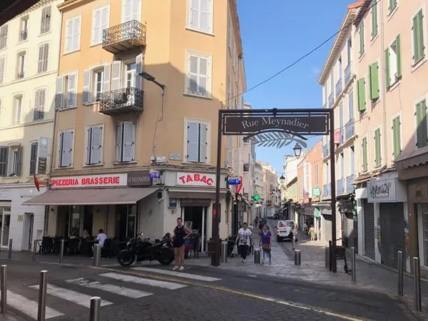 Boutique 50 m²